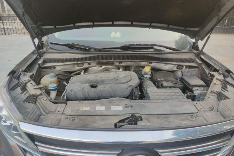 Used GAC Trumpchi GS5 2019 270T Automatic Luxury Edition Engine Bay