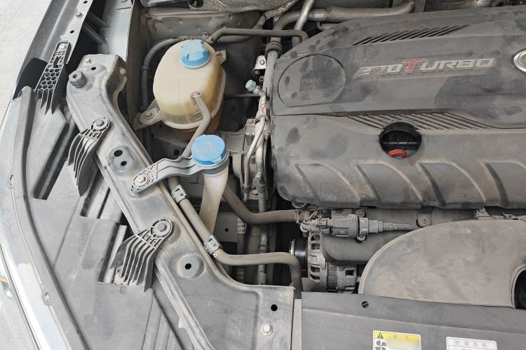 Used GAC Trumpchi GS5 2019 270T Automatic Luxury Edition Engine Bay Right