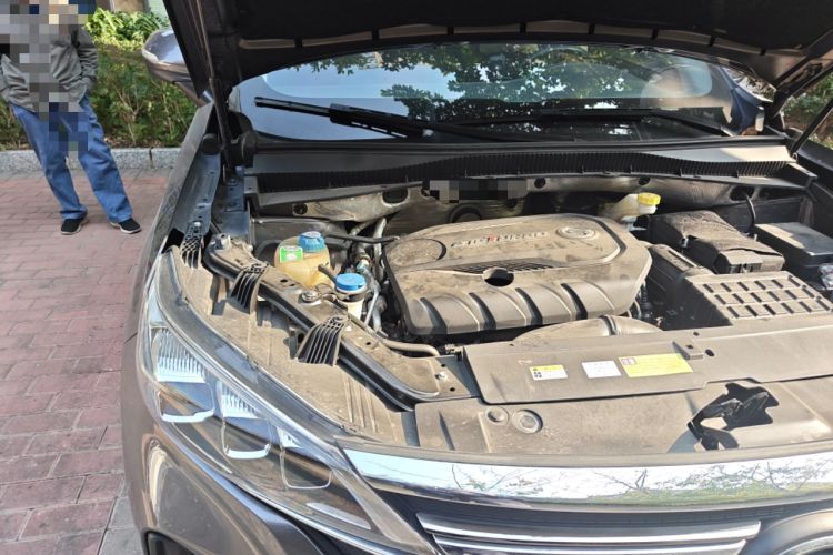 Used GAC Trumpchi GS5 2019 270T Automatic Luxury Edition Engine Bay Right