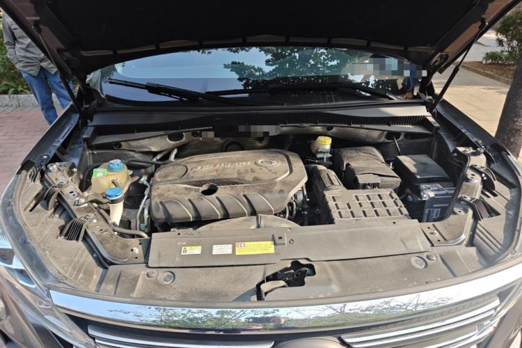 Used GAC Trumpchi GS5 2019 270T Automatic Luxury Edition Engine Bay