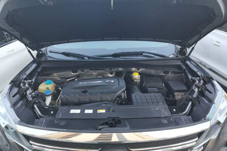 Used GAC Trumpchi GS5 2019 270T Automatic Elite Edition Engine Bay