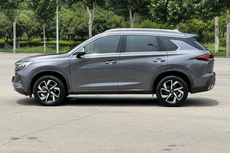 Used GAC Trumpchi GS5 2019 270T Automatic Luxury Edition Exterior 6