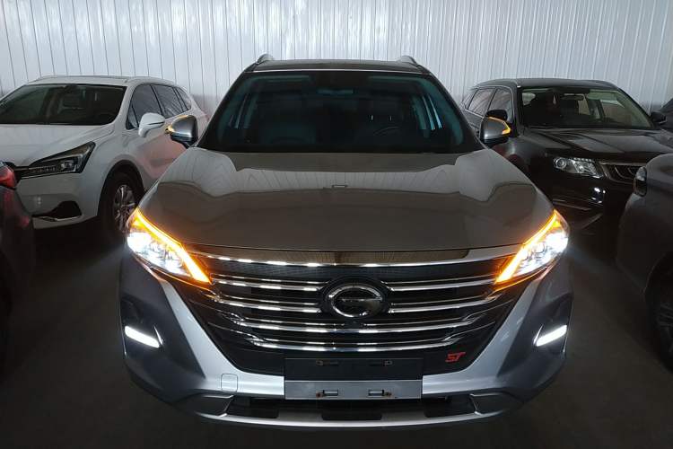 Used GAC Trumpchi GS5 2019 235T Automatic Luxury Edition Front