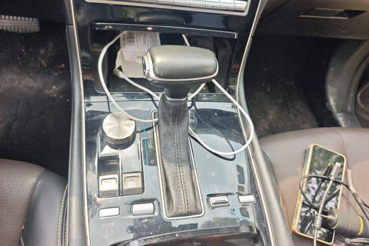 Used GAC Trumpchi GS5 2019 270T Automatic Luxury Edition Gear Lever