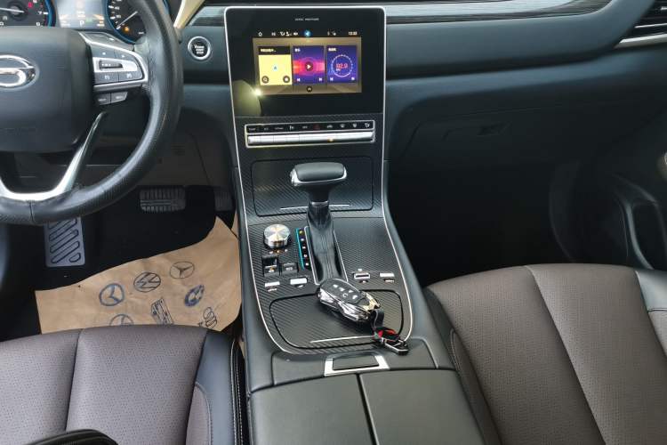 Used GAC Trumpchi GS5 2019 270T Automatic Elite Edition Gear Lever