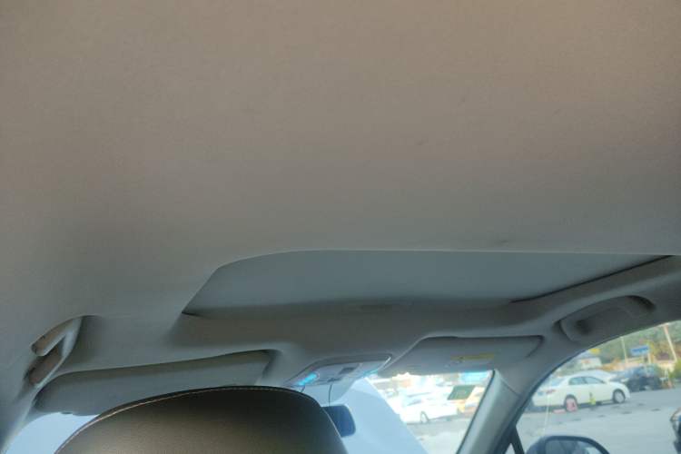 Used GAC Trumpchi GS5 2019 270T Automatic Luxury Edition Headliner