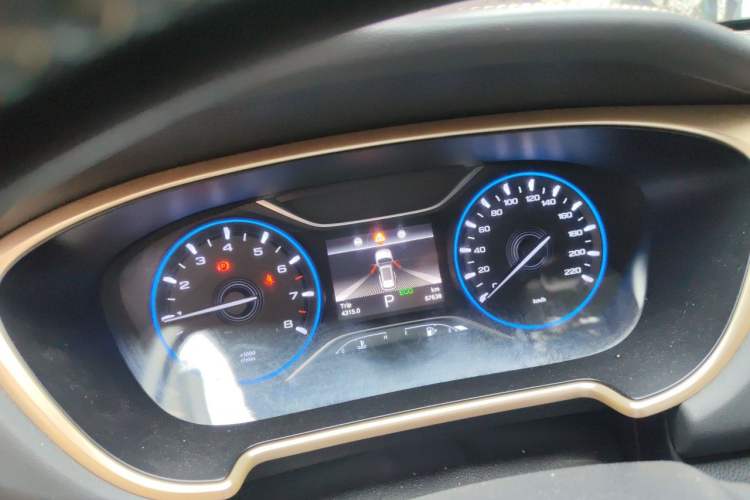 Used GAC Trumpchi GS5 2019 270T Automatic Elite Edition Instrument Cluster