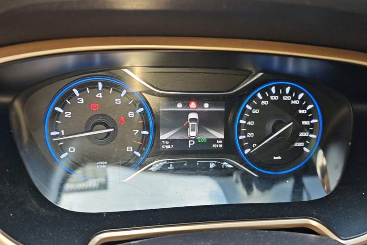 Used GAC Trumpchi GS5 2019 270T Automatic Elite Edition Instrument Cluster