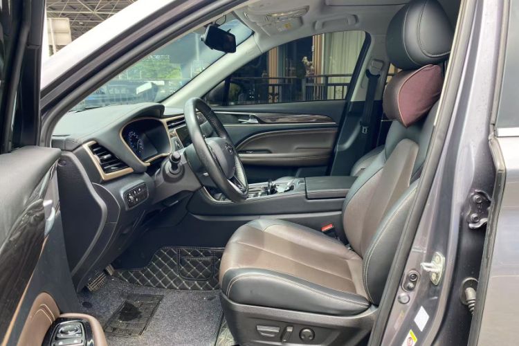 Used GAC Trumpchi GS5 2019 270T Automatic Elite Edition Interior 2