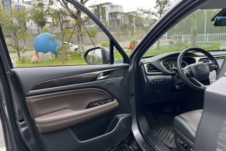 Used GAC Trumpchi GS5 2019 270T Automatic Luxury Edition Interior 3