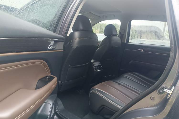 Used GAC Trumpchi GS5 2019 235T Automatic Luxury Edition Interior 3
