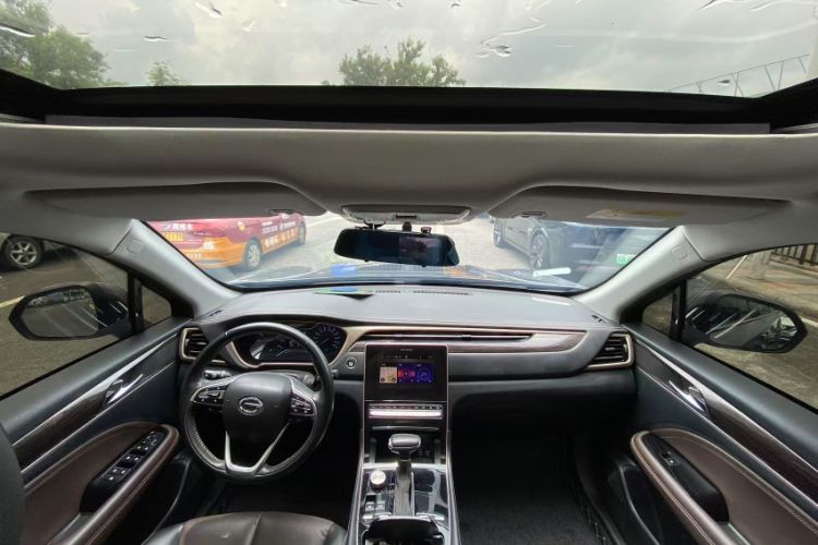 Used GAC Trumpchi GS5 2019 270T Automatic Elite Edition Interior 4