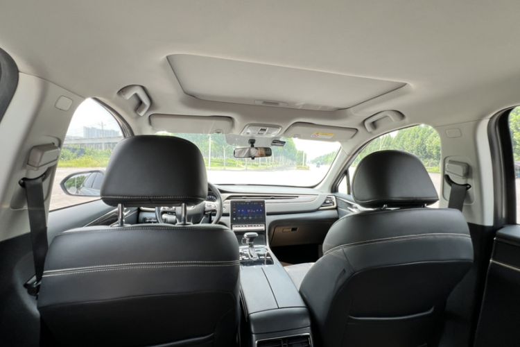 Used GAC Trumpchi GS5 2019 270T Automatic Luxury Edition Interior 4