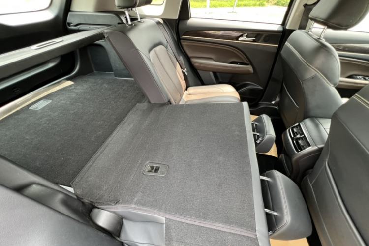 Used GAC Trumpchi GS5 2019 270T Automatic Luxury Edition Interior 8