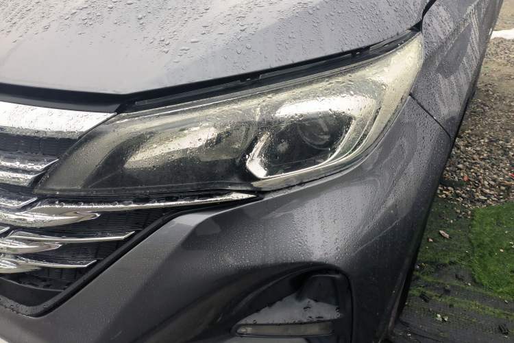 Used GAC Trumpchi GS5 2019 235T Automatic Elite Edition Left Front Headlight