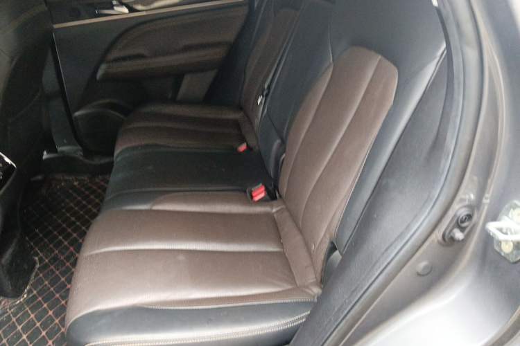 Used GAC Trumpchi GS5 2019 270T Automatic Luxury Edition Left Rear Seat