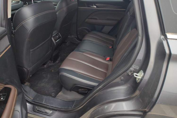 Used GAC Trumpchi GS5 2019 270T Automatic Luxury Edition Left Rear Seat