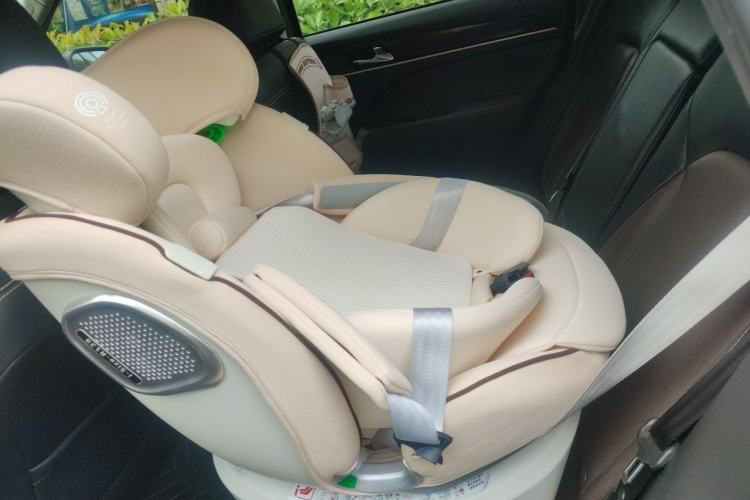 Used GAC Trumpchi GS5 2019 270T Automatic Luxury Edition Left Rear Seat