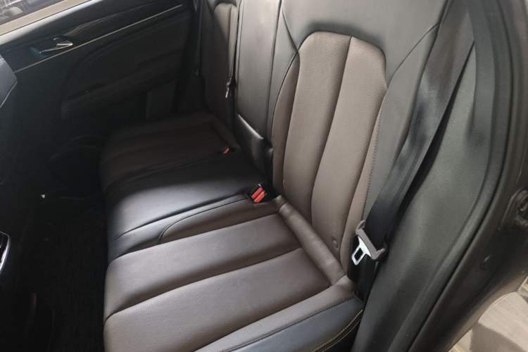 Used GAC Trumpchi GS5 2019 270T Automatic Luxury Edition Left Rear Seat