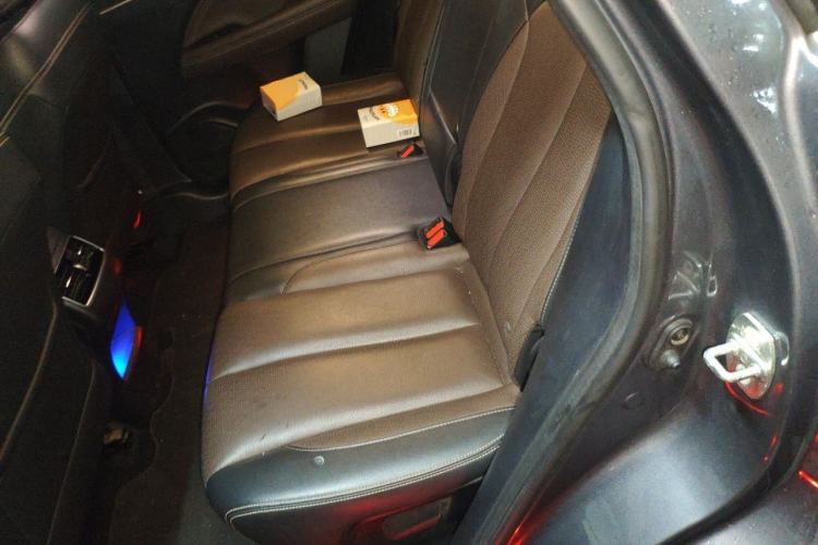 Used GAC Trumpchi GS5 2019 270T Automatic Luxury Edition Left Rear Seat