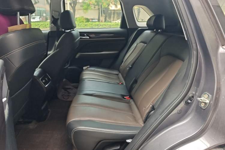 Used GAC Trumpchi GS5 2019 270T Automatic Elite Edition Left Rear Seat