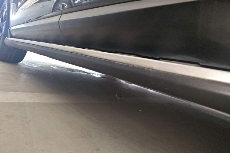 Used GAC Trumpchi GS5 2019 270T Automatic Luxury Edition Left Side Sill