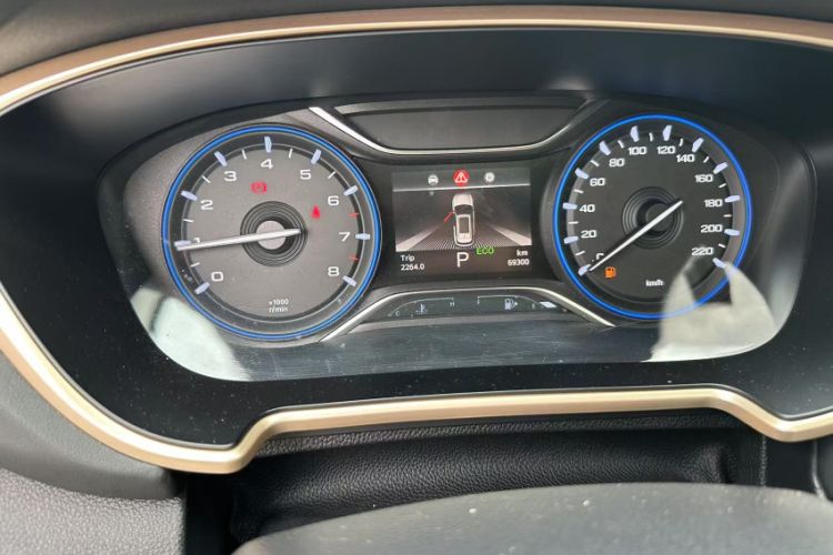 Used GAC Trumpchi GS5 2019 270T Automatic Elite Edition Odometer Close Up