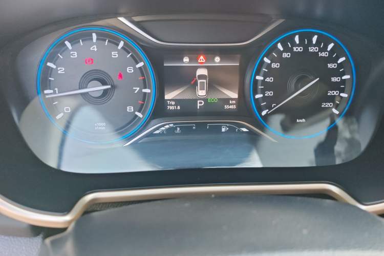 Used GAC Trumpchi GS5 2019 270T Automatic Elite Edition Odometer Close Up