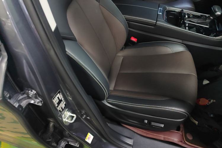 Used GAC Trumpchi GS5 2019 270T Automatic Prestige Edition Right Front Seat
