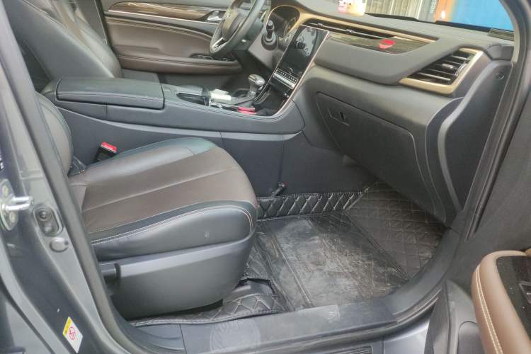Used GAC Trumpchi GS5 2019 270T Automatic Luxury Edition Right Front Seat