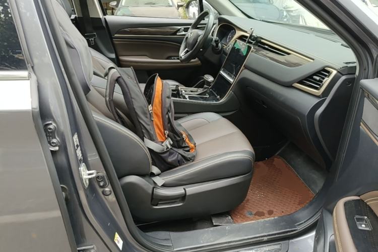 Used GAC Trumpchi GS5 2019 270T Automatic Luxury Edition Right Front Seat