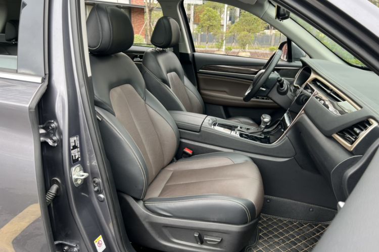 Used GAC Trumpchi GS5 2019 270T Automatic Luxury Edition Right Front Seat