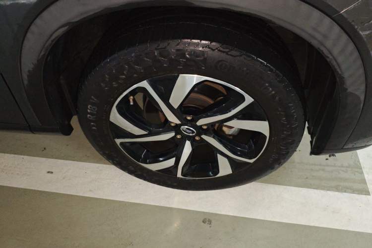 Used GAC Trumpchi GS5 2019 270T Automatic Luxury Edition Right Front Wheel Hub