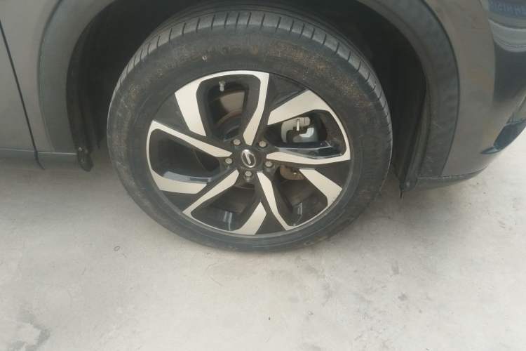 Used GAC Trumpchi GS5 2019 270T Automatic Luxury Edition Right Front Wheel Hub