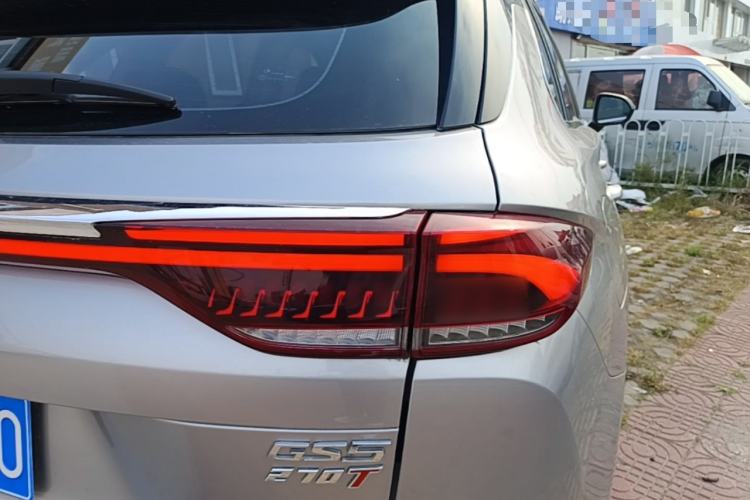 Used GAC Trumpchi GS5 2019 270T Automatic Luxury Edition Right Rear Taillight