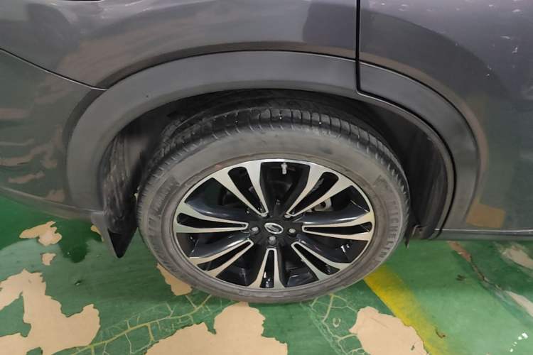 Used GAC Trumpchi GS5 2019 270T Automatic Prestige Edition Right Rear Wheel Hub