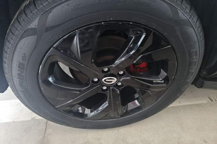 Used GAC Trumpchi GS5 2019 270T Automatic Luxury Edition Right Rear Wheel Hub