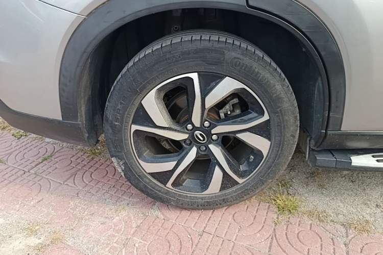 Used GAC Trumpchi GS5 2019 270T Automatic Luxury Edition Right Rear Wheel Hub