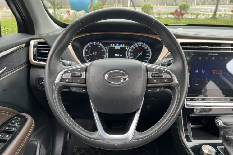 Used GAC Trumpchi GS5 2019 270T Automatic Luxury Edition Steering Wheel