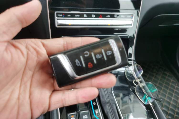 Used GAC Trumpchi GS5 2019 270T Automatic Luxury Edition Vehicle Key
