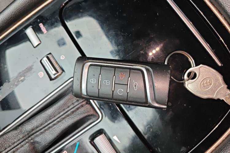 Used GAC Trumpchi GS5 2019 270T Automatic Luxury Edition Vehicle Key