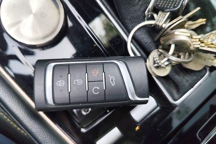 Used GAC Trumpchi GS5 2019 270T Automatic Luxury Edition Vehicle Key