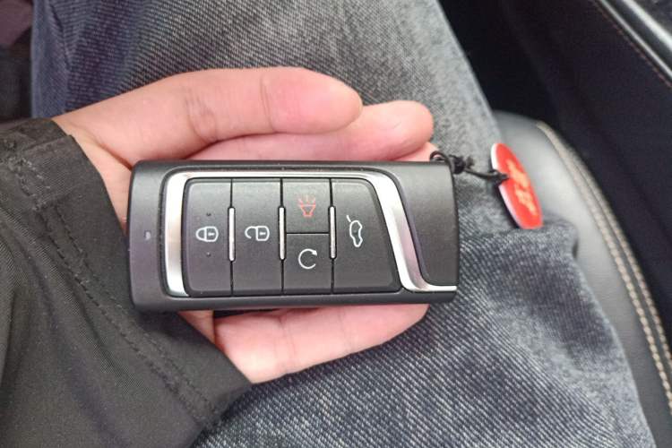 Used GAC Trumpchi GS5 2019 270T Automatic Luxury Edition Vehicle Key