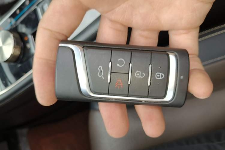 Used GAC Trumpchi GS5 2019 270T Automatic Luxury Edition Vehicle Key