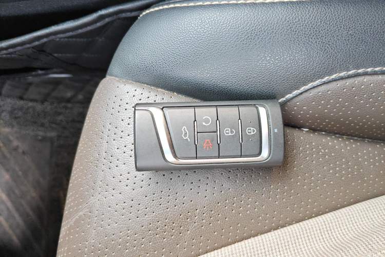 Used GAC Trumpchi GS5 2019 270T Automatic Luxury Edition Vehicle Key