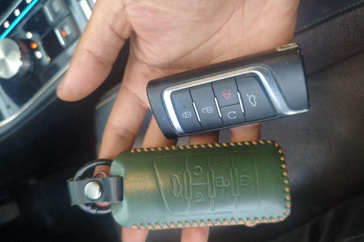 Used GAC Trumpchi GS5 2019 270T Automatic Luxury Edition Vehicle Key