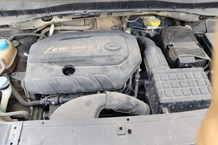 Used GAC Trumpchi GS5 2019 270T Automatic Elite Edition Engine Bay