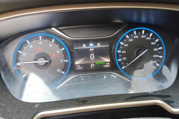 Used GAC Trumpchi GS5 2019 270T Automatic Elite Edition Instrument Cluster