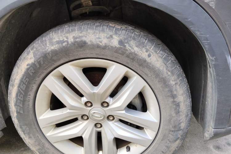 Used GAC Trumpchi GS5 2019 270T Automatic Elite Edition Right Front Wheel Hub
