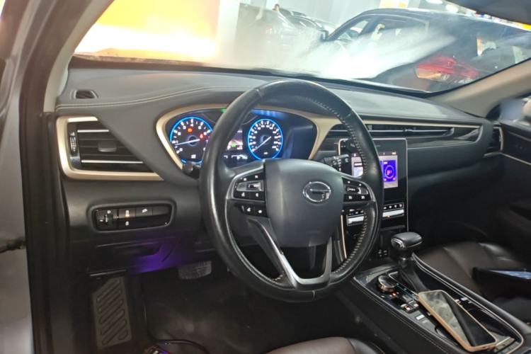 Used GAC Trumpchi GS5 2019 270T Automatic Elite Edition Center Console